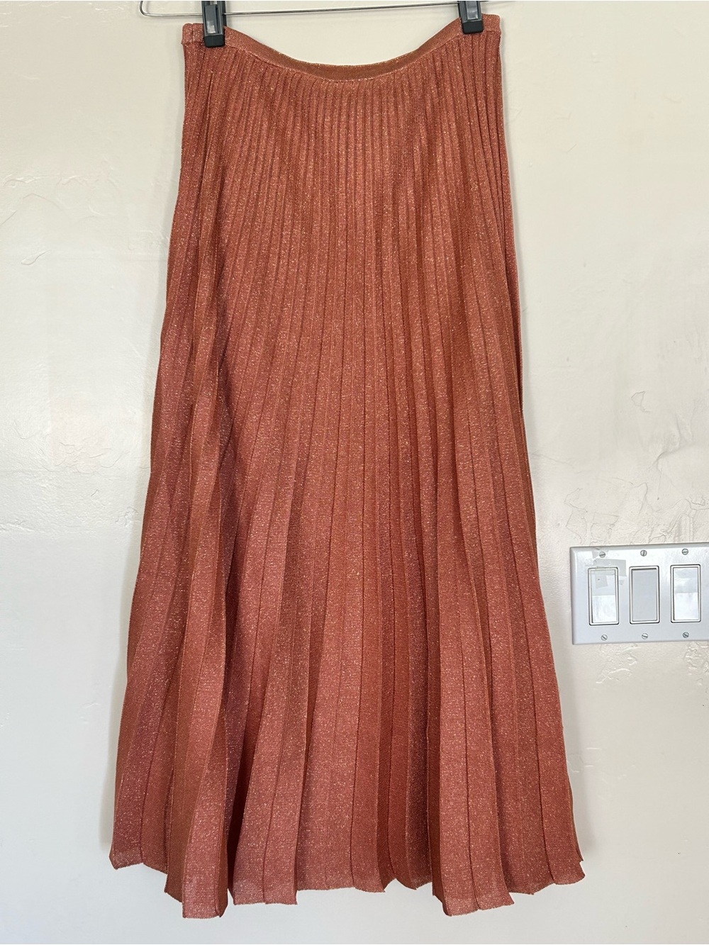 Banana Republic NWT Pleated Metallic Sweater Skirt M Medium Molten Copper Pink - Picture 2 of 5